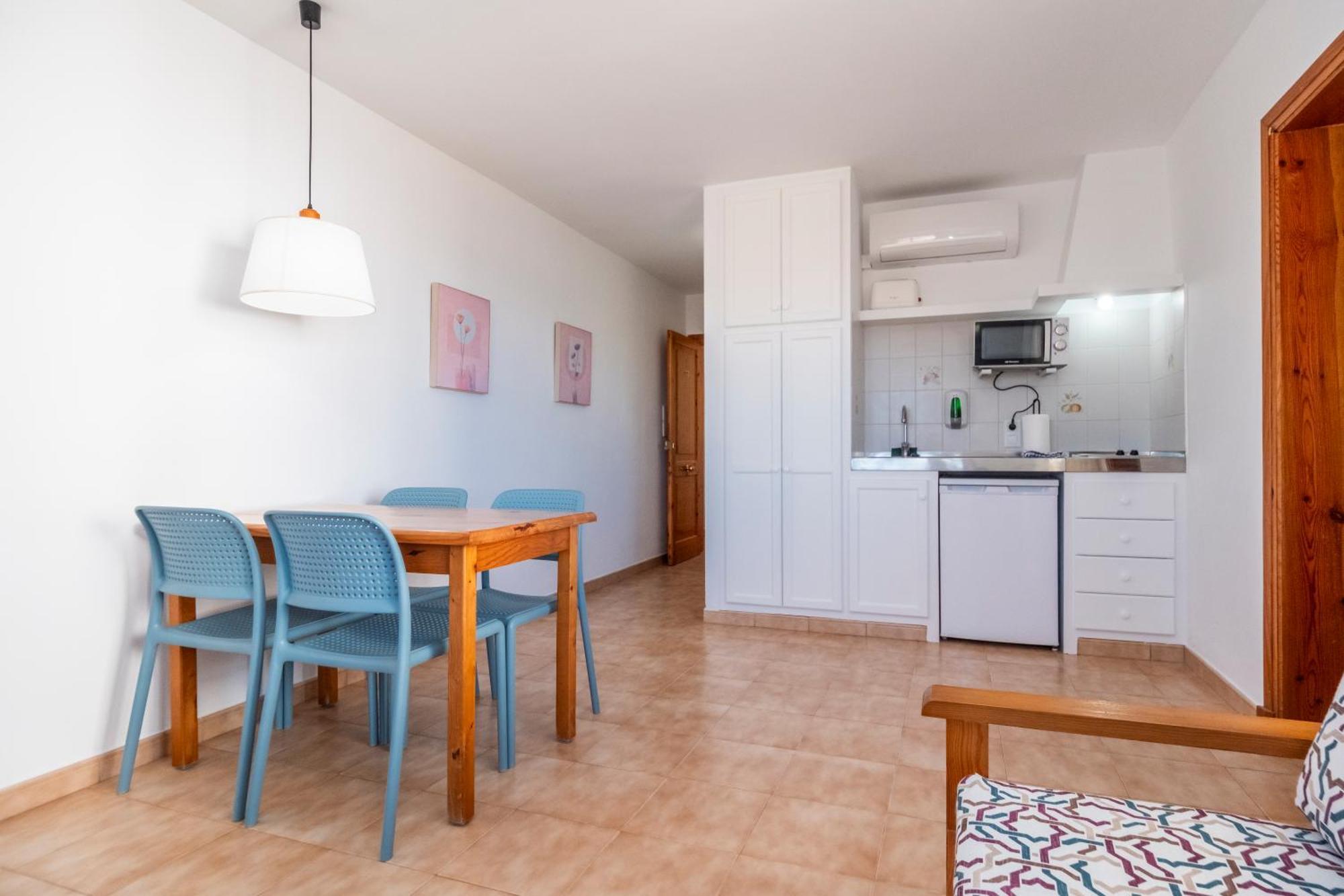 Sol Ponent Apartment Cala Blanca (Menorca)